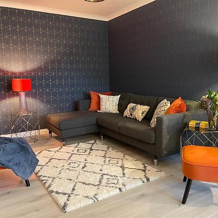 East Walls Apartment Чічестер Екстер'єр фото
